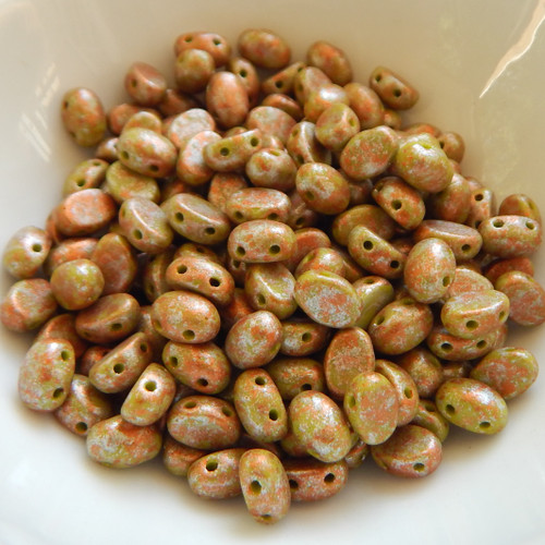 Samos® par Puca® (20 beads) 2-Hole 7x5mm Oval - Opaque Light Green Tweedy