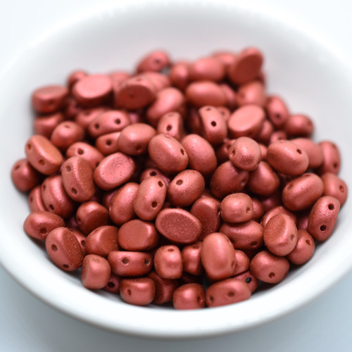Samos® par Puca® (20 beads) 2-Hole 7x5mm Oval Red Matte Metallic, Czech Glass