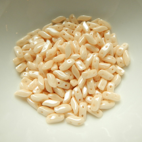 50 Beads - StormDuo 3x7mm 2-Hole S-Shaped - Champagne Luster - Czech Glass