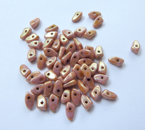 Prong Beads Opaque Rose Gold Luster 5 grams