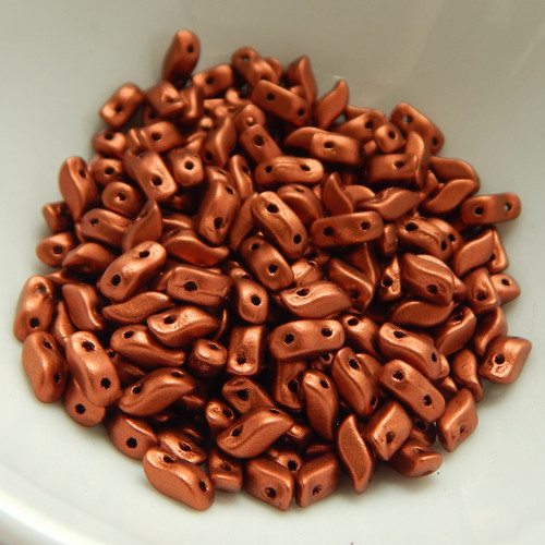 StormDuo (50 Beads) Copper 3x7mm 2-Hole S-Shaped Czech Glass