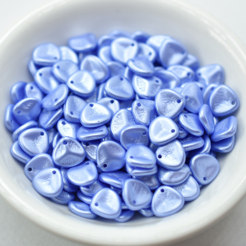 30 Beads - Rose Petal 8x7mm - Pastel Light Sapphire - Czech Glass