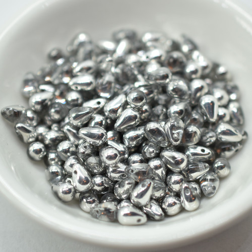 50 Beads - 4x6mm Teardrop Crystal Labrador - Czech Glass