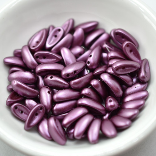 25 Beads - Chilli 4x11mm 2-Hole - Pastel Burgundy - Preciosa Czech Glass Beads