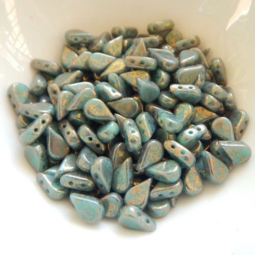 30 Beads - 5x8mm Amos® par Puca® Two Hole Drop Shape Opaque Green Turquoise Bronze