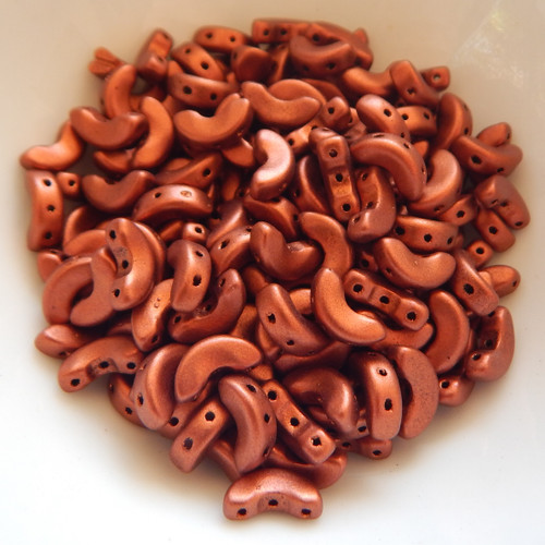 25 Beads - Arcos® par Puca® Paris - Bronze Red Matte - Czech Glass