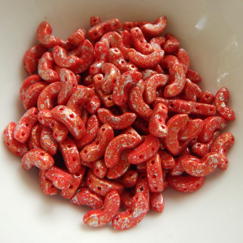 25 Beads - Arcos® par Puca® Paris Opaque Coral RedTweedy - Czech Glass