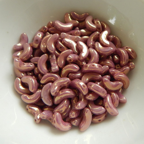 25 Beads - Arcos® par Puca® Paris Opaque Mix Violet Gold Ceramic Look - Czech Glass