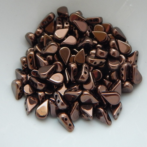 30 Beads - 5x8mm Amos® par Puca® Two Hole Drop Shape Dark Bronze Czech Glass