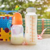​Understanding the Color of Breast Milk: What’s Normal and When to Worry