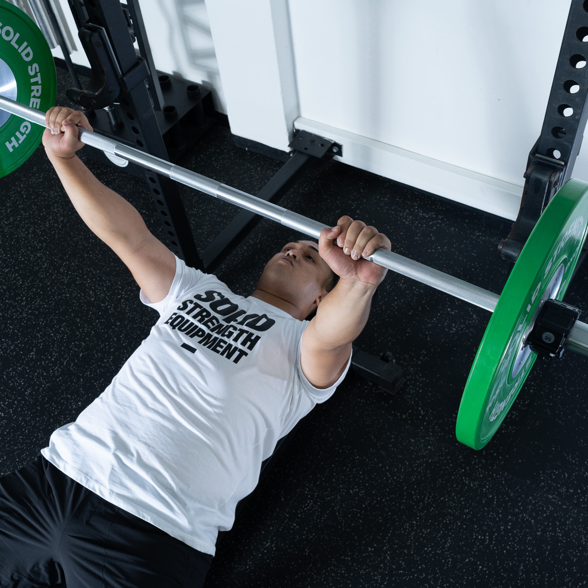 Solid Strength 20kg Powerlifting Barbell - SOLID STRENGTH EQUIPMENT