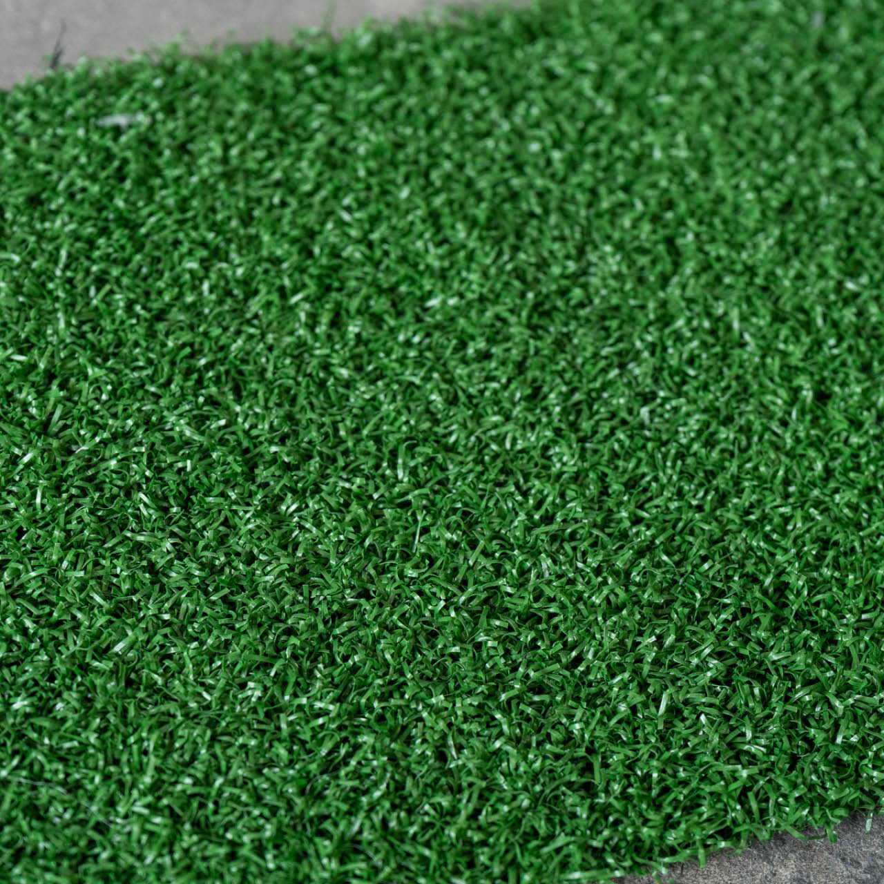 Solid Strength 16mm Gym Turf Green(25m x 2m roll) SOLID STRENGTH