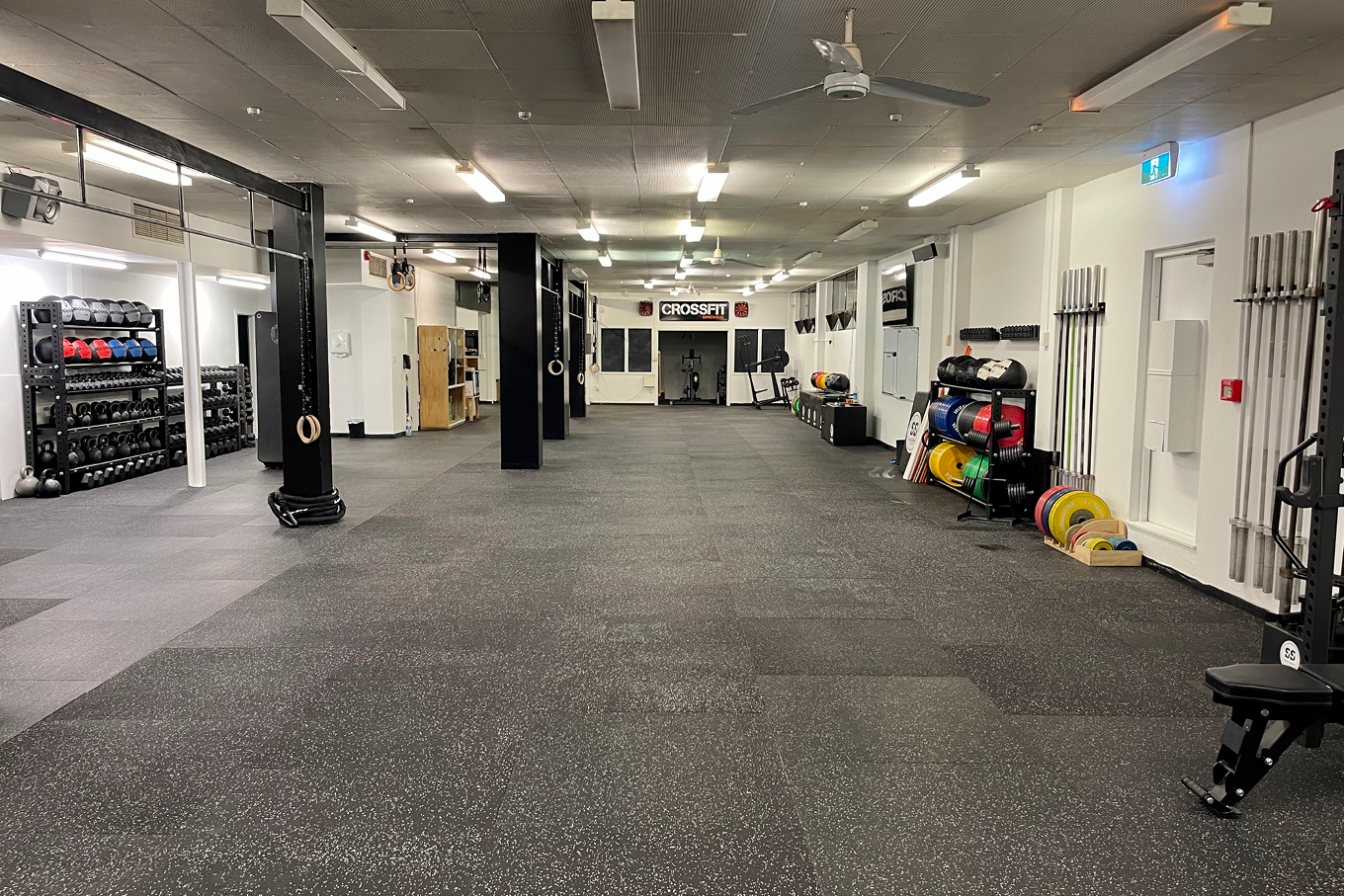 How to Clean a Rubber Gym Floor: A Complete and Easy Guide