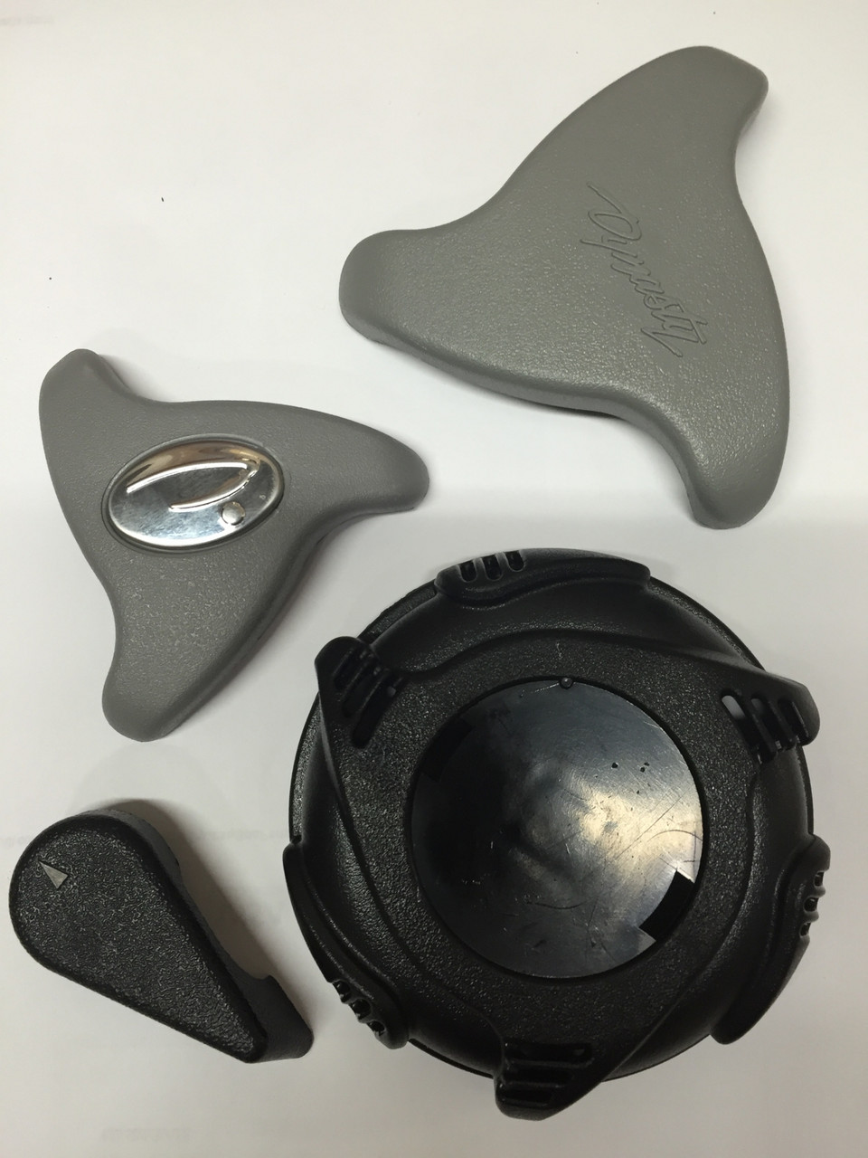 Handles / Controls / Dials