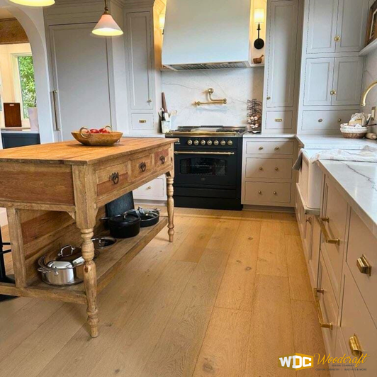 Traditional Inset Kitchen with Furniture-Style Island & Butler's Pantry