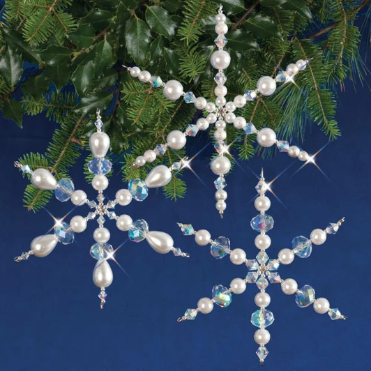 Solid Oak Nostalgic Christmas Sparkling Snowflakes Beaded Ornament Kit