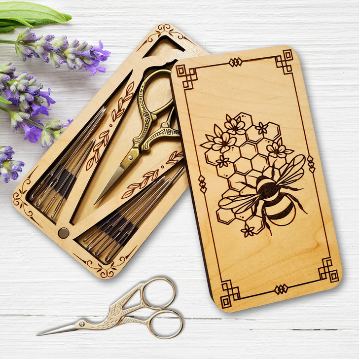 Scissor Minder Storage Case - Honeycomb Bee