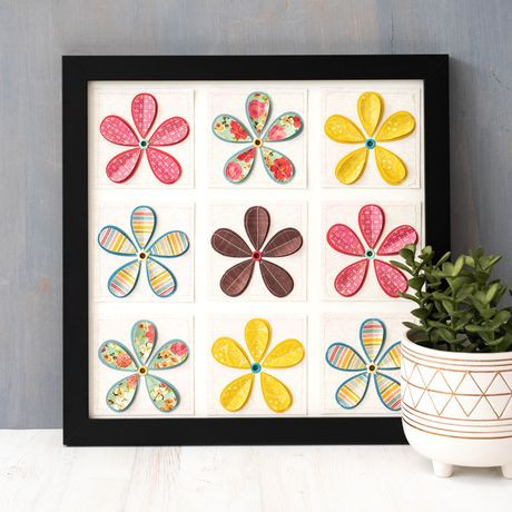 We R Makers Metallic Eyelets With Storage Case 140/Pkg