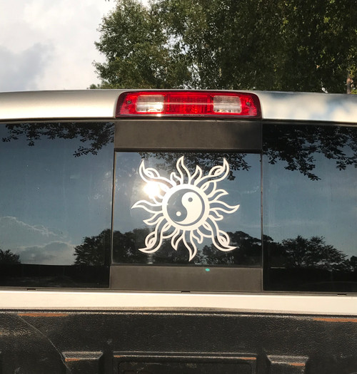 Adesivo LUPO TAO YIN YANG 55 Cm - Sticker In PVC Per Auto, Moto, Casco, Laptop, Bianco Opaco, Resistente 3 Anni