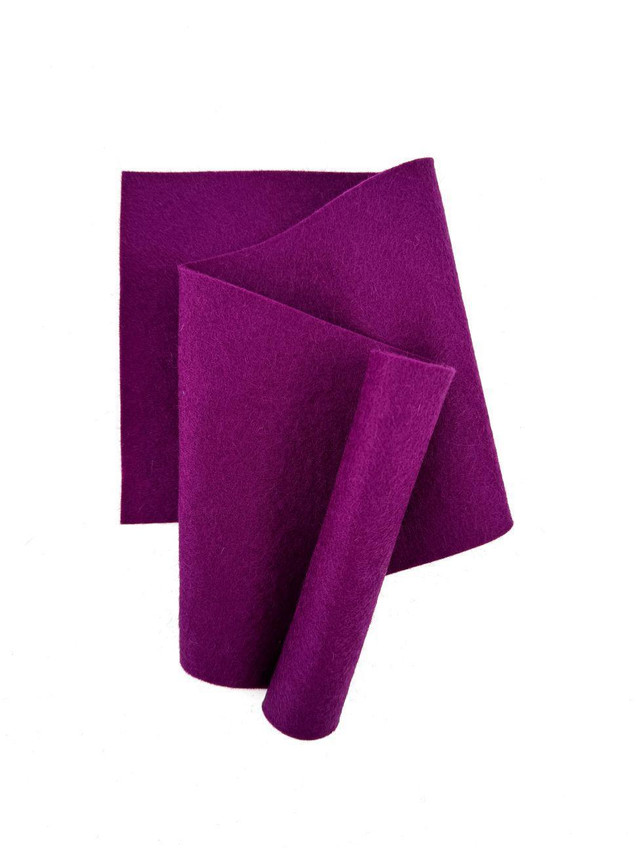 100% Wool Felt - Dark Berry 100% Wool Felt - Dark Berry