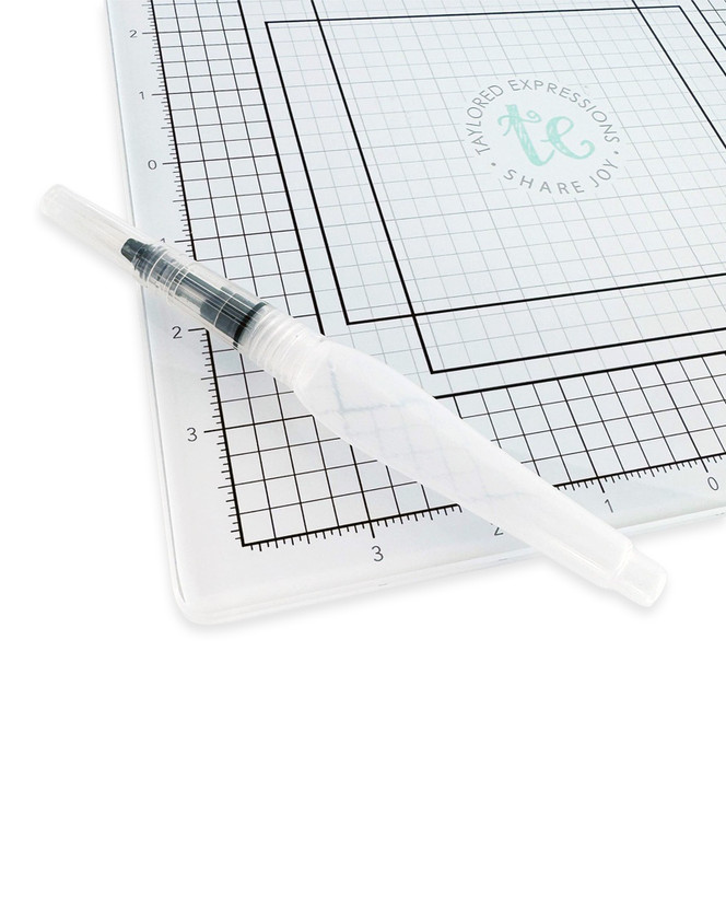 Water brush for watercoloring or splattering