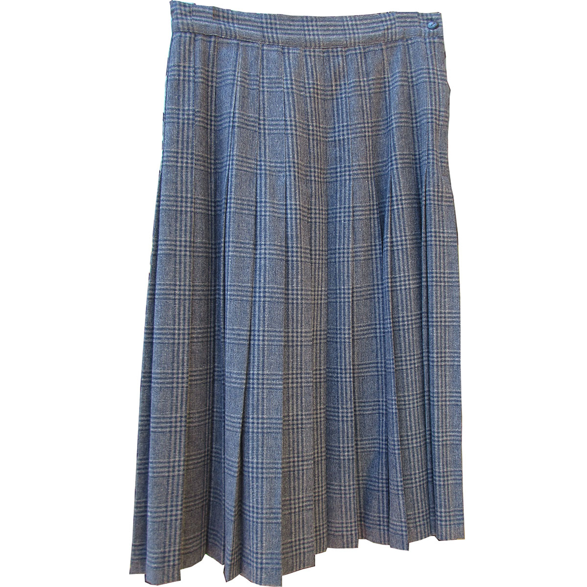 womens plaid skirt