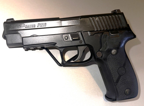 SIG - P226 - 40s&w - USED HANDGUN