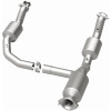 MagnaFlow 2021 Chevrolet Express 2500 4.3L Underbody Direct-Fit Catalytic Converter - 280429 Photo - out of package