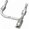 MagnaFlow 2021 Chevrolet Express 2500 4.3L Underbody Direct-Fit Catalytic Converter - 280429 Photo - Unmounted