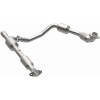 MagnaFlow Direct Fit Catalytic Converter 05-06 Ford E-350 Super Duty 5.4L - 5481439 Photo - out of package