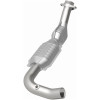 MagnaFlow Direct Fit Catalytic Converter 97-99 E-150/250 D/S 4.6L - 93390 Photo - Unmounted