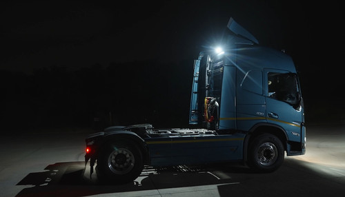 Hella Value Fit SMS2000 / Scene Light 6in LED Light Bar - Extra Wide Illumination - 357098001 Photo - Mounted