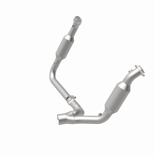 Magnaflow 2006 Dodge Ram 1500 5.7L Direct Fit Catalytic Converter - 4651711 360 Degree Image Set