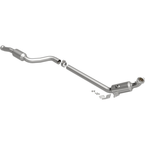 Magnaflow 12-16 E350 V6 3.5 OEM Underbody Direct Fit Converter - 21-447 Photo - Primary
