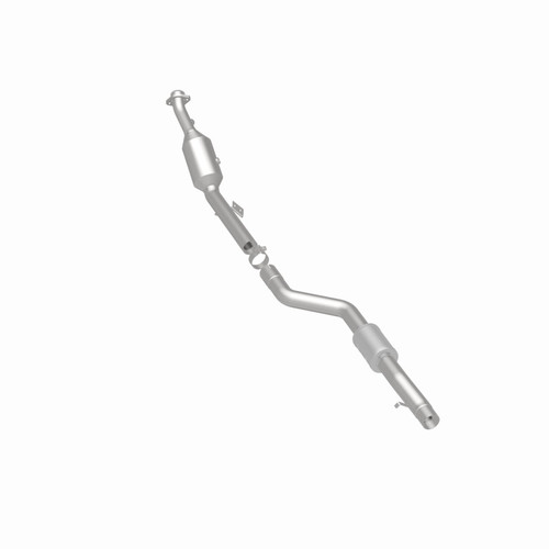 Magnaflow 07-11 S550 V8 5.5 OEM Underbody Direct Fit Converter - 21-569 360 Degree Image Set