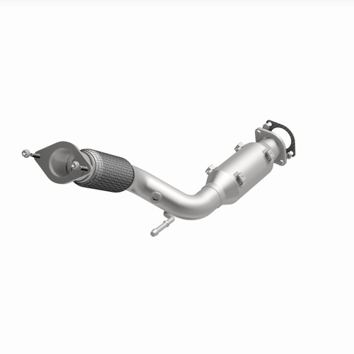 Magnaflow 17-20 Nissan Rogue Sport Rear Underbody 2L Direct Fit Converter - 280396 360 Degree Image Set