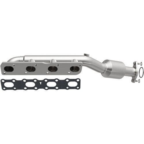 Magnaflow 2004 Nissan Titan 5.6L Direct Fit Converter - 4583381 Photo - Primary