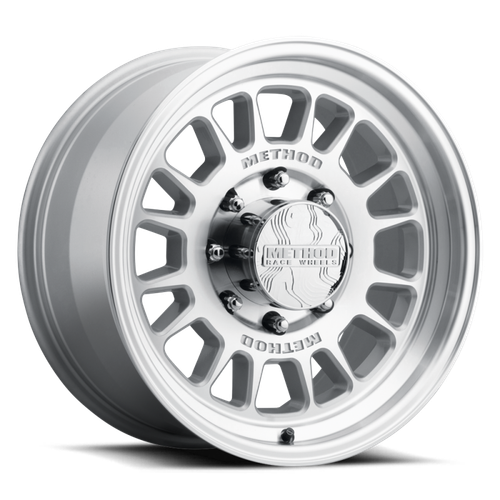 Method MR318 18x9 / 8x180 BP / 18mm Offset / 130.81mm CB Machined-Clear Coat - MR31889088318 Photo - Close Up