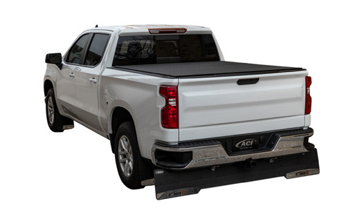 Access LOMAX Pro Series 22-24 Toyota Tundra 5ft6in Bed Professional Series Cover - B0050099 Photo - Primary