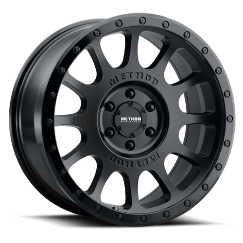Method Wheels MR305 NV 18x9 +18mm Offset 6x135 94mm CB Matte Black - Gloss Black Lip - MR305890161018 Photo - Close Up