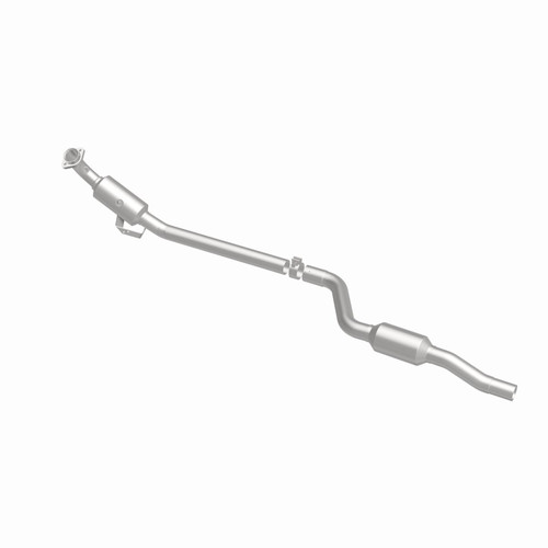 MagnaFlow Conv Direct Fit 10-12 Mercedes-Benz GLK350 V6 3.5 OEM Underbody - 21-440 360 Degree Image Set