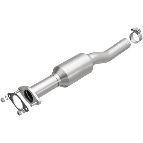 MagnaFlow 17-19 Ford Escape L4 OEM Underbody Rear Direct Fit CARB Compliant Catalytic Converter - 23-156 Photo - Primary