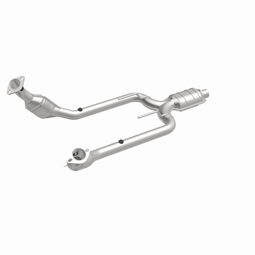 MagnaFlow Conv DF Thunderbird-Cougar 95-96 - 23343 360 Degree Image Set