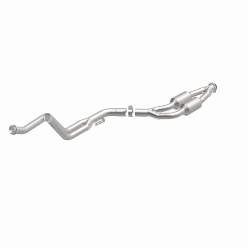MagnaFlow Conv DF 94-97 MercedeS C280 2.8L - 23580 360 Degree Image Set