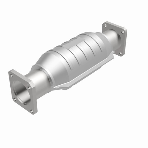 MagnaFlow Conv Geo-Isuzu 14X6.5X4 2.5/2.5 - 23650 360 Degree Image Set