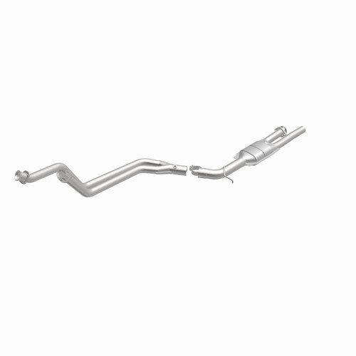 MagnaFlow Conv DF 90-93 Mercedes 190E 2.6L - 23845 360 Degree Image Set