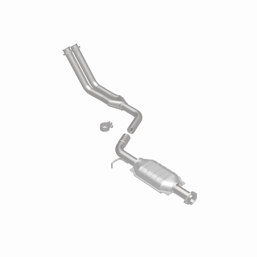 MagnaFlow Conv DF 91-93 Mercedes 190E 2.3L - 23846 360 Degree Image Set