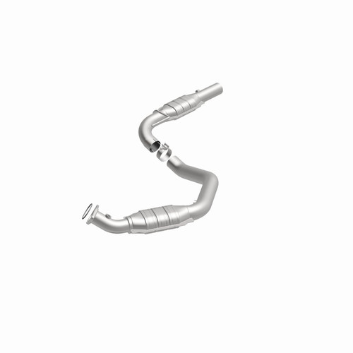 MagnaFlow Conv DF 03-05 Express 2500 4.8L Driver Side - 24389 360 Degree Image Set