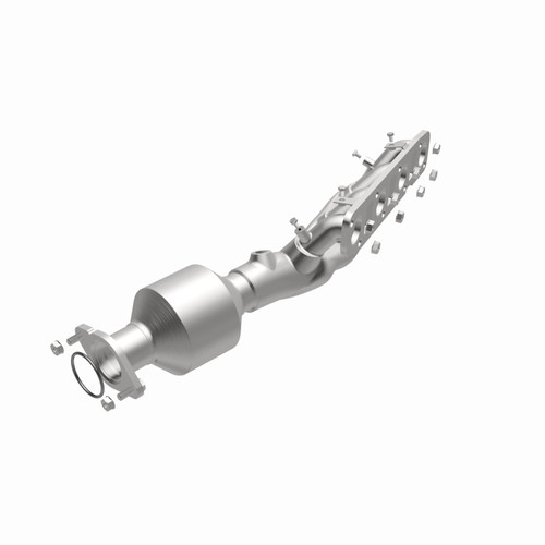 Magnaflow 16-21 Infiniti QX80 5.6L Direct-Fit Right Manifold Catalytic Converter - 290034 360 Degree Image Set