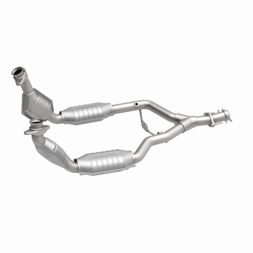 MagnaFlow Conv DF 96-98 Ford Mustang 3.8L - 444064 360 Degree Image Set